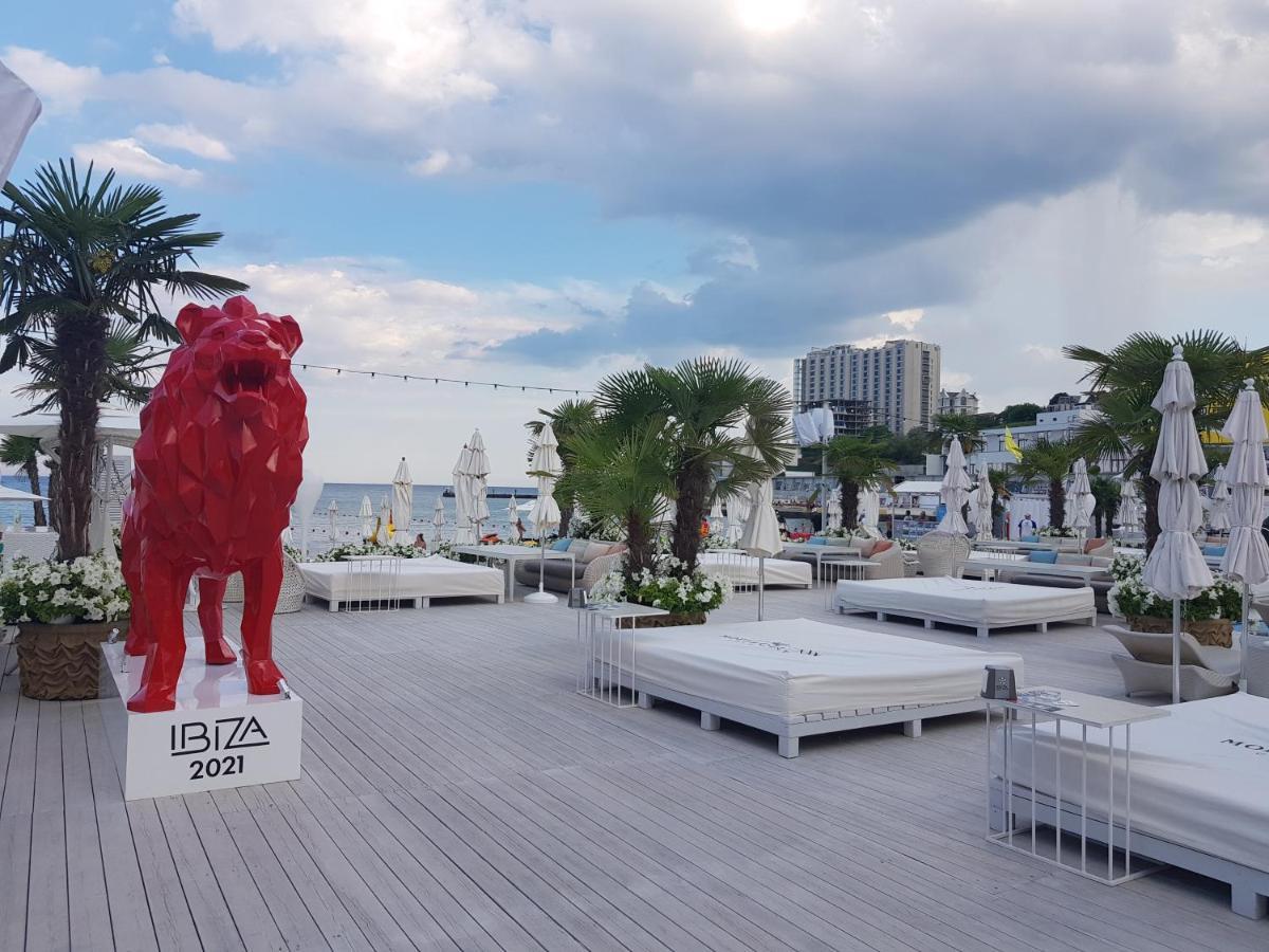 Ferienwohnung Arcadia- Gagarin Plaza 5/2 Odessa Exterior foto